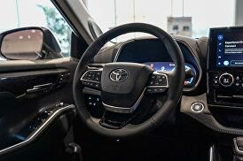 2023 Toyota Highlander L FWD for sale in Torrance, CA – photo 15