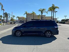 2020 Toyota Sienna SE Premium for sale in Hemet, CA – photo 3