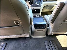 2020 Toyota Sienna XLE Premium 8-Passenger FWD for sale in Pittsburg, CA – photo 17