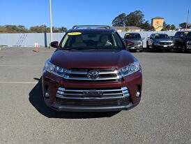 2017 Toyota Highlander Limited for sale in Eureka, CA – photo 2