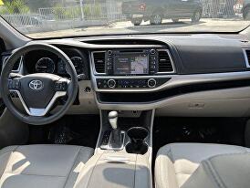 2016 Toyota Highlander XLE for sale in Los Angeles, CA – photo 13