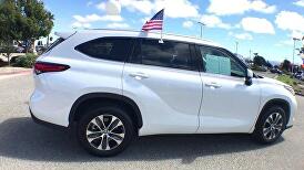 2022 Toyota Highlander XLE for sale in Salinas, CA – photo 9