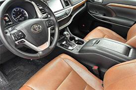 2019 Toyota Highlander Limited for sale in Concord, CA – photo 10