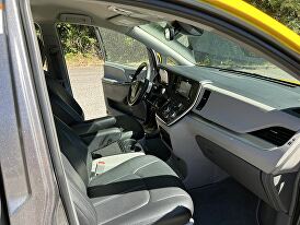 2019 Toyota Sienna LE 8-Passenger FWD for sale in Grass Valley, CA – photo 14