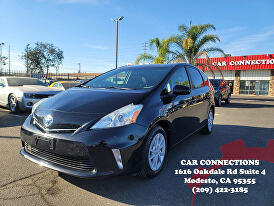 2014 Toyota Prius v Two FWD for sale in Modesto, CA