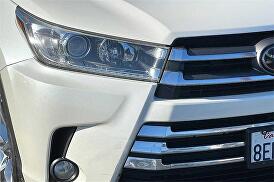 2018 Toyota Highlander Limited for sale in Seaside, CA – photo 43