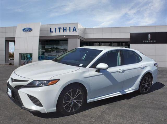 2020 Toyota Camry SE for sale in Fresno, CA