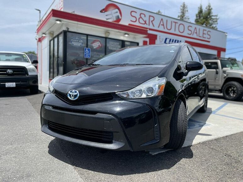 2016 Toyota Prius v Two FWD for sale in Sacramento, CA