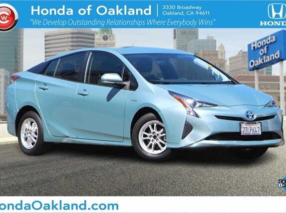 2016 Toyota Prius Two FWD for sale in Oakland, CA