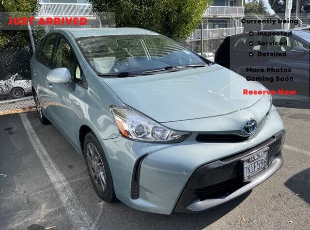 2015 Toyota Prius v Two FWD for sale in Oakland, CA