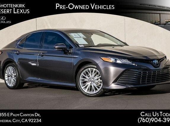 2020 Toyota Camry Hybrid XLE for sale in Cathedral City, CA