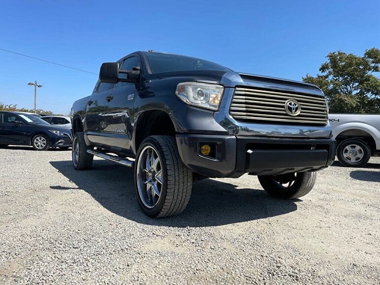 2014 Toyota Tundra SR5 CrewMax 5.7L for sale in Brentwood, CA