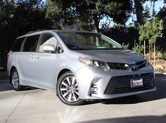 2019 Toyota Sienna Limited for sale in Santa Barbara, CA