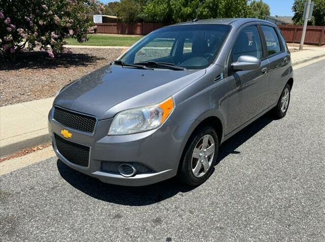 2011 Chevrolet Aveo 5 LS Hatchback FWD for sale in Thousand Oaks, CA