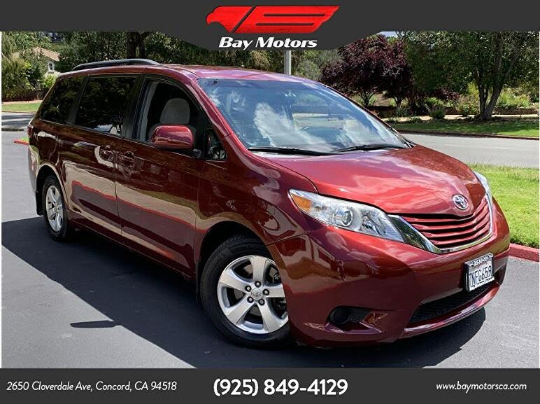 2015 Toyota Sienna LE Mobility 7-Passenger for sale in Concord, CA