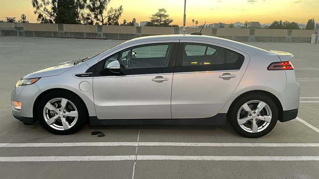 2015 Chevrolet Volt FWD for sale in San Gabriel, CA