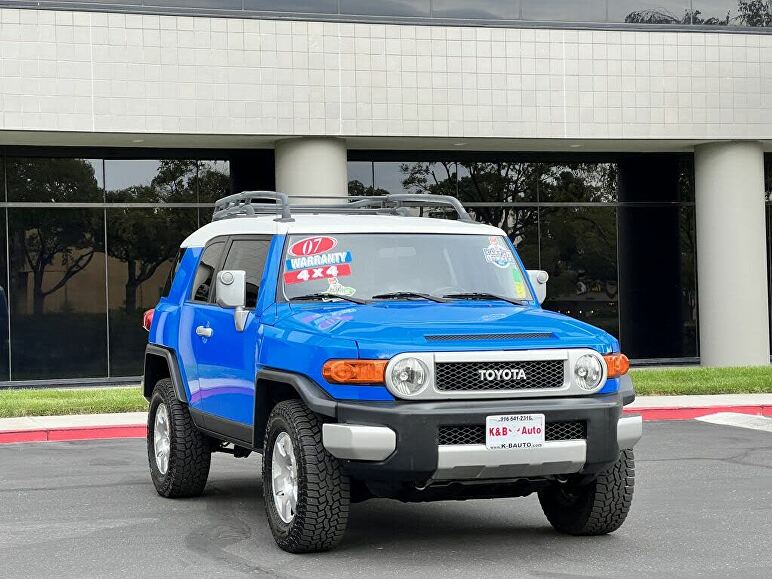 2007 Toyota FJ Cruiser 4WD for sale in Sacramento, CA