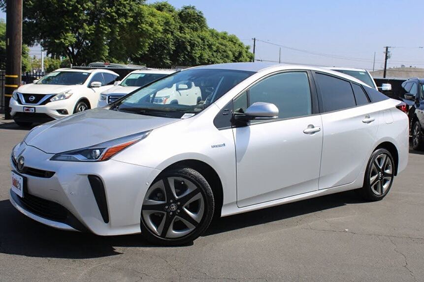2019 Toyota Prius Limited FWD for sale in Inglewood, CA