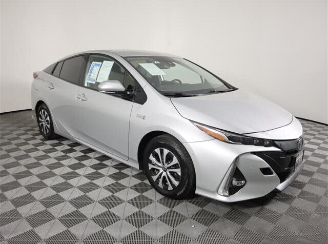 2020 Toyota Prius Prime Limited FWD for sale in Selma, CA