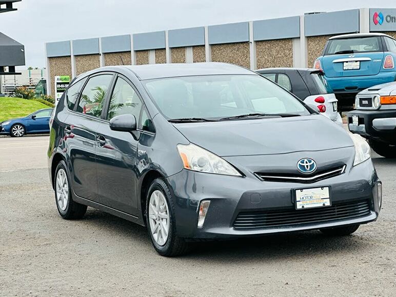 2013 Toyota Prius v Two FWD for sale in San Diego, CA