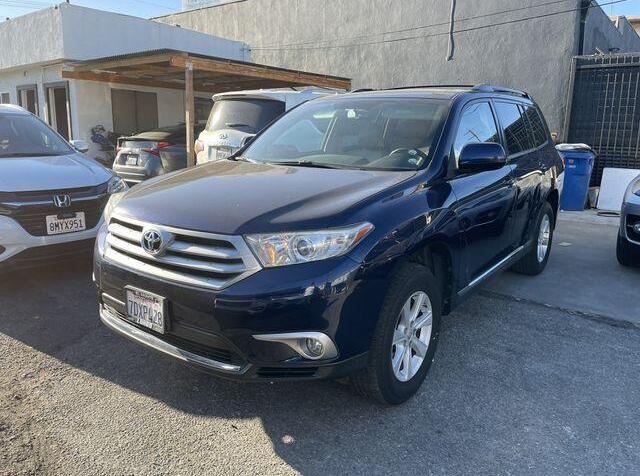 2013 Toyota Highlander Base Plus for sale in Los Angeles, CA